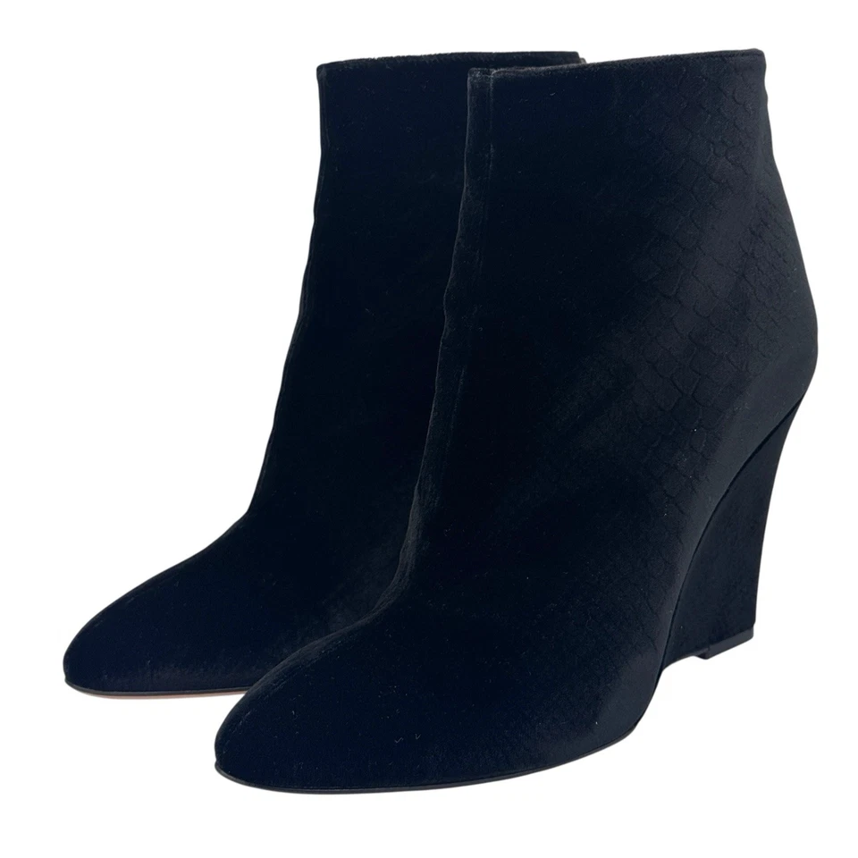 Marvin K Velvet Faux Snakeskin Wedge Boots Womens 8M Black Mani Ankle Booties - Image 3 of 4