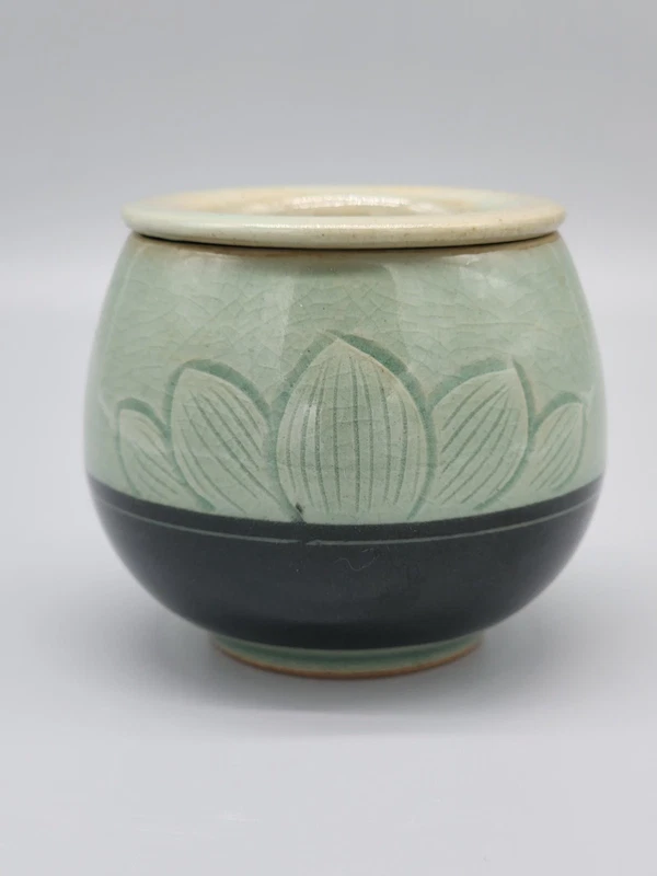 Vintage Celadon Tea Infuser Cup Lotus Korean