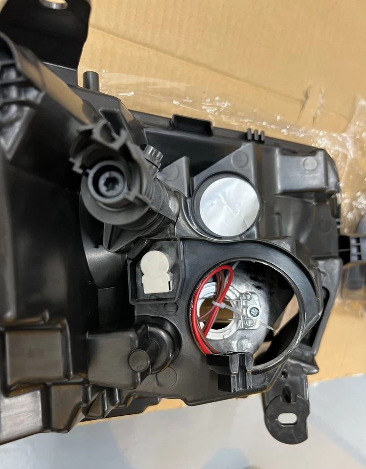 Fits Dacia Sandero 2017 - 2021 Headlight LH Left Hand Passenger Side Nearside - Image 4 of 4