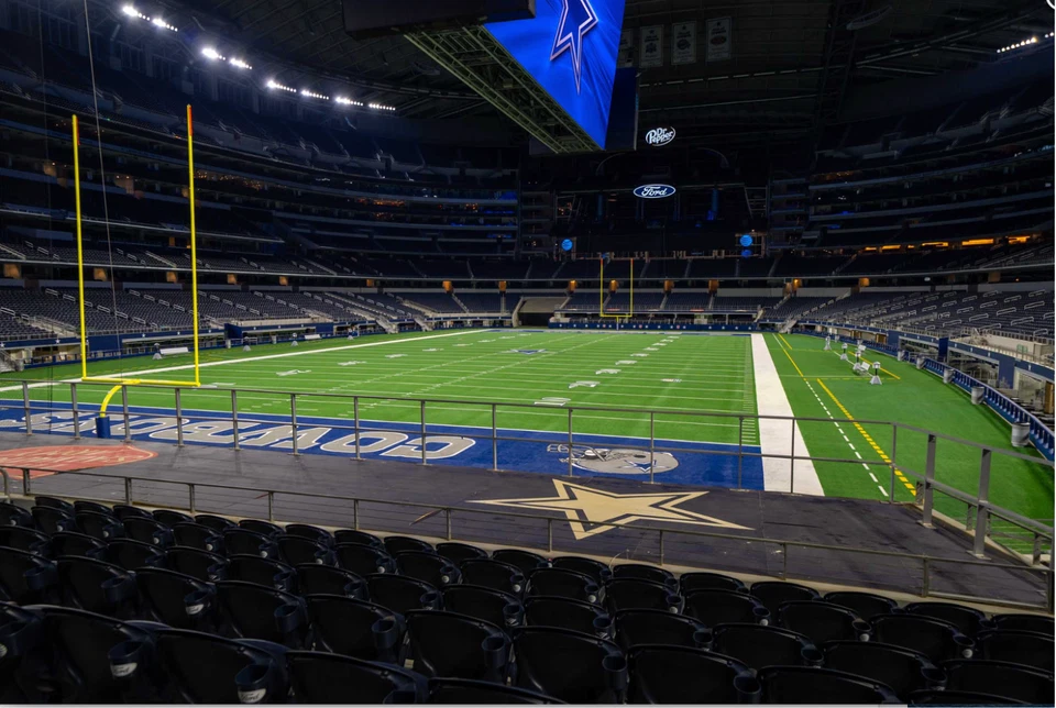 2 COWBOYS VS. CHARGERS TICKETS ! 13 ROWS FROM THE RAIL ! SEC. 121 ! - Image 4 of 4