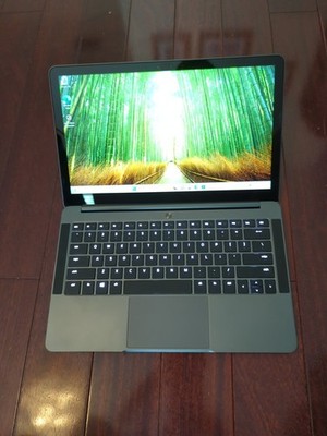 Razer Blade Stealth 13  Intel 7500U 2017 RZ09-0196 256Gb SSD 16Gb RAM Touchscrn