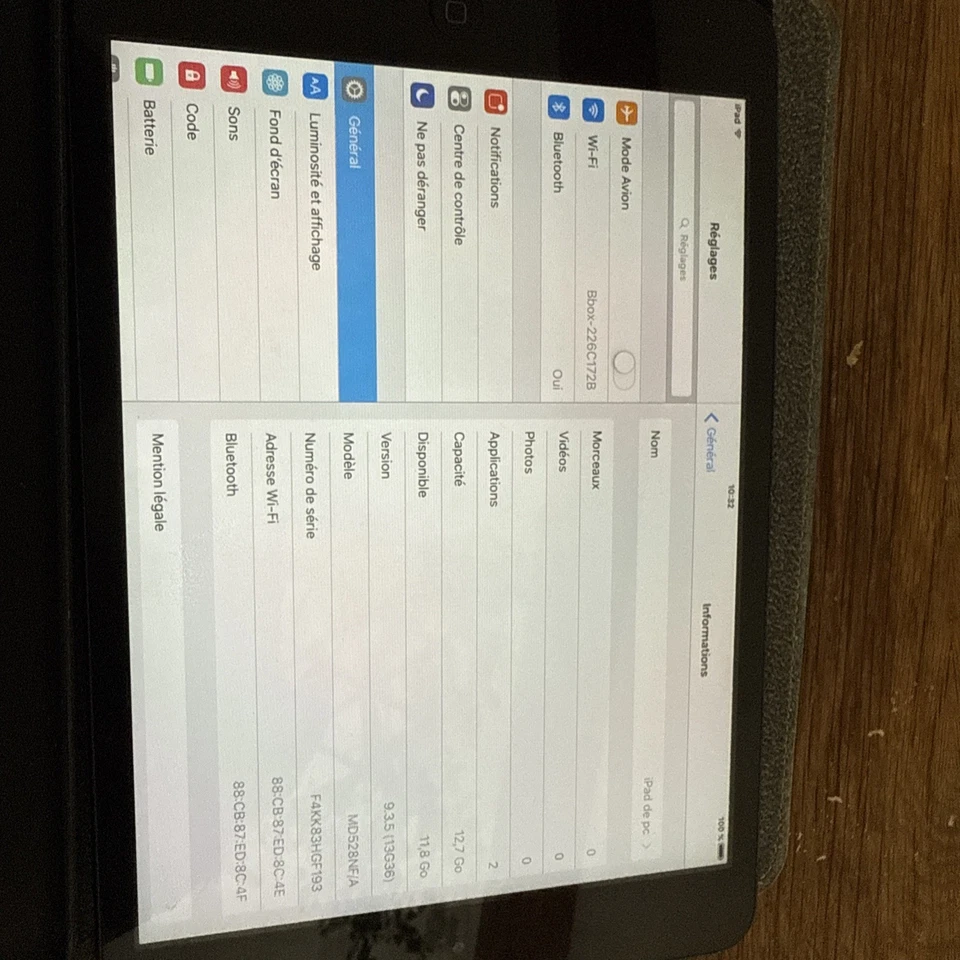 Apple iPad mini 1st Gen. 16Go, Wi-Fi, 7.9 pouces, gris sombre - Photo 2/4