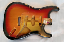 CORPO FENDER STRATOCASTER 1977 -VINTAGE, ORIGINALE DI FABBRICA SUNBURST