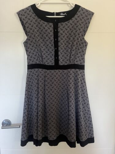 Revival Size 10 Grey Black Cat Pattern A-Line Women's Dress Capped Sleeves