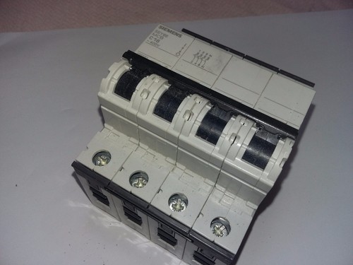 SIEMENS 5SY66 MCB C16 16 A 4 POLOS MAGNETOTERMICO CIRCUIT G | eBay