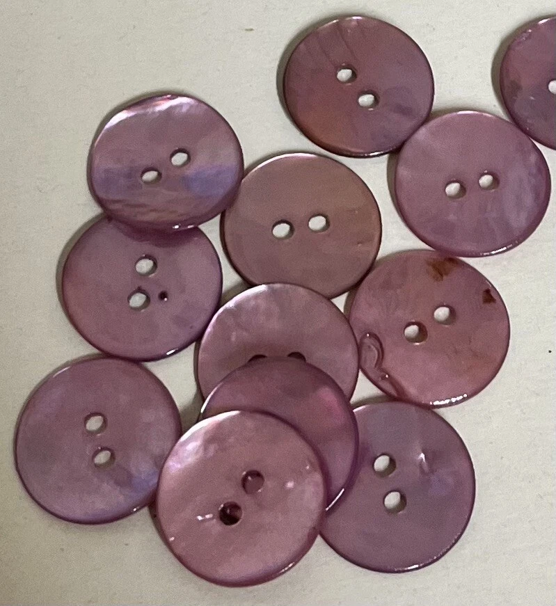 12 x 12mm Light Lilac Aygoa Shell 2 Hole Buttons Tailoring/Sewing/Knitting - Image 3 of 3