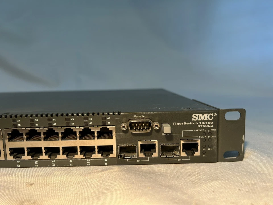SMC SMC6750L2 TigerSwitch 48-Port Managed Ethernet Switch Powers On - Image 4 of 4