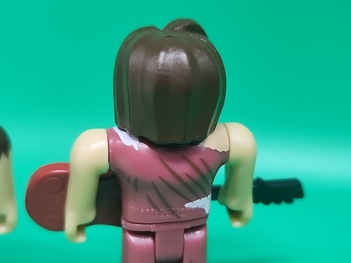 Roblox Hard Times Henry & Scarlet Music Band 2 Toy Mini Figure Lot w/ Red Guitar - Picture 9 of 11