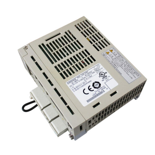 New In Box YASKAWA SGDM-04ADA Servo Drive - Picture 3 of 5