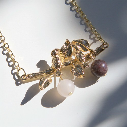 14K GP necklace with Birds on branch pendant along with Aventurine and Agate - Picture 5 of 8