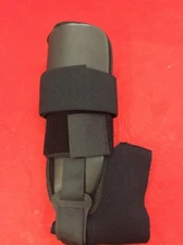 NEW PROCARE Universal Ankle Brace Black 79-81330