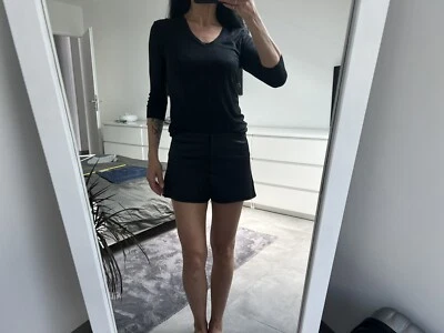 Short en satin noir fermeture corsette Zara 2023 M 27 28 36 38 neuf 35.90 - Photo 1/4