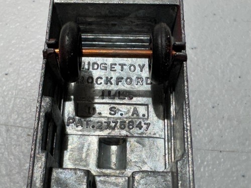 VINTAGE MIDGETOY FIRE ENGINE FIRE TRUCK RED - Picture 4 of 5