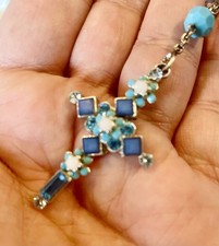 Original Une Ligne Paris Collier – Swarovski Kreuz Anhänger – Blau/Silber  