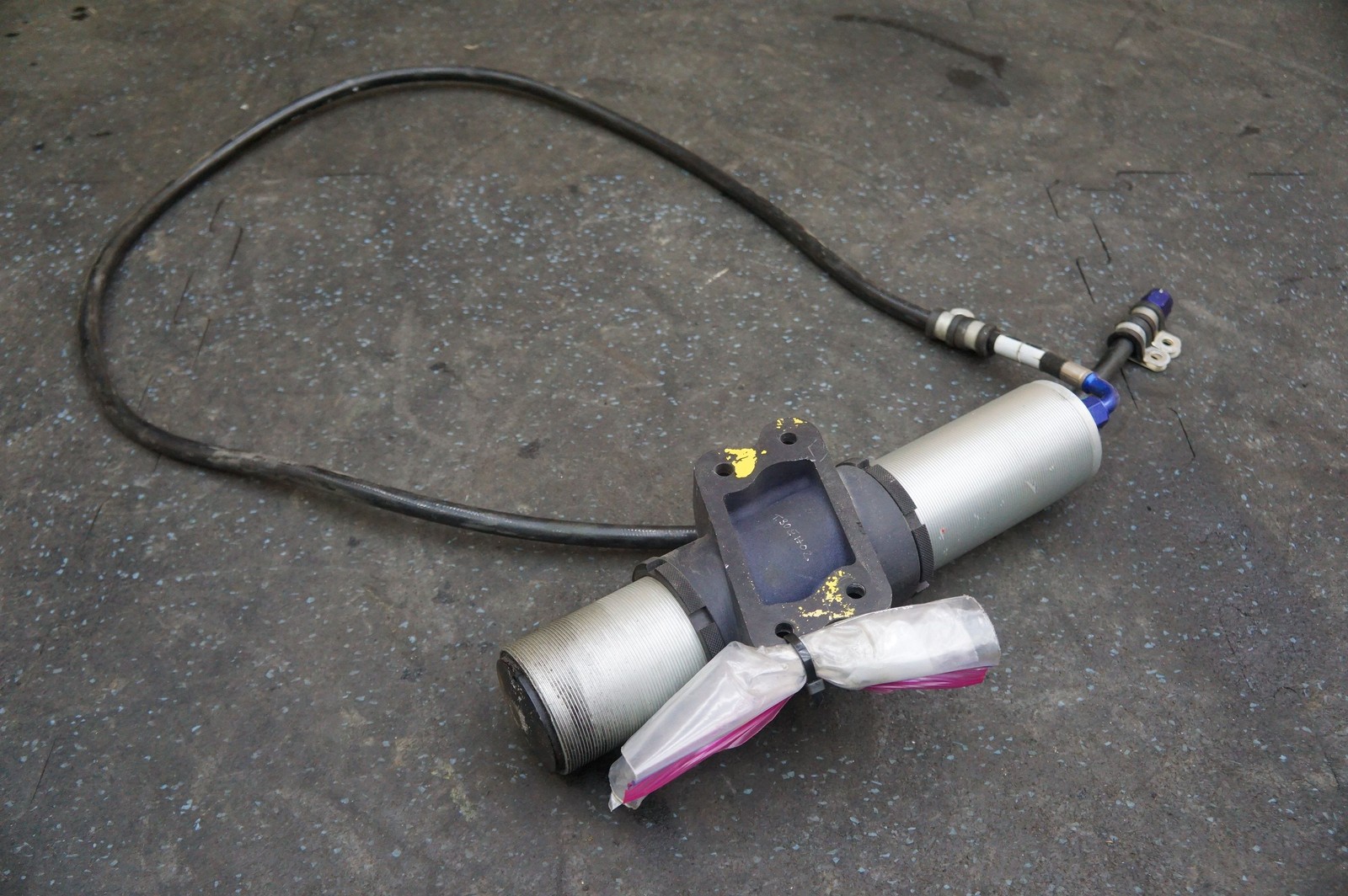 Rear Left Driver Side Air Jack Hose Line 83242400 265642 Ferrari 458 Challenge