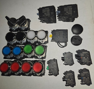 HUGE LOT Siemens LED Modules Buttons Switches 3SU1401 3SU1401 SEE LIST