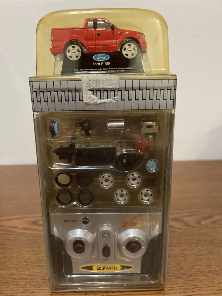Tapas con cremallera Ford F-150 Rojo Micro RC / 1:64 Radio Control Coche SELLADO Foto 4 de 4