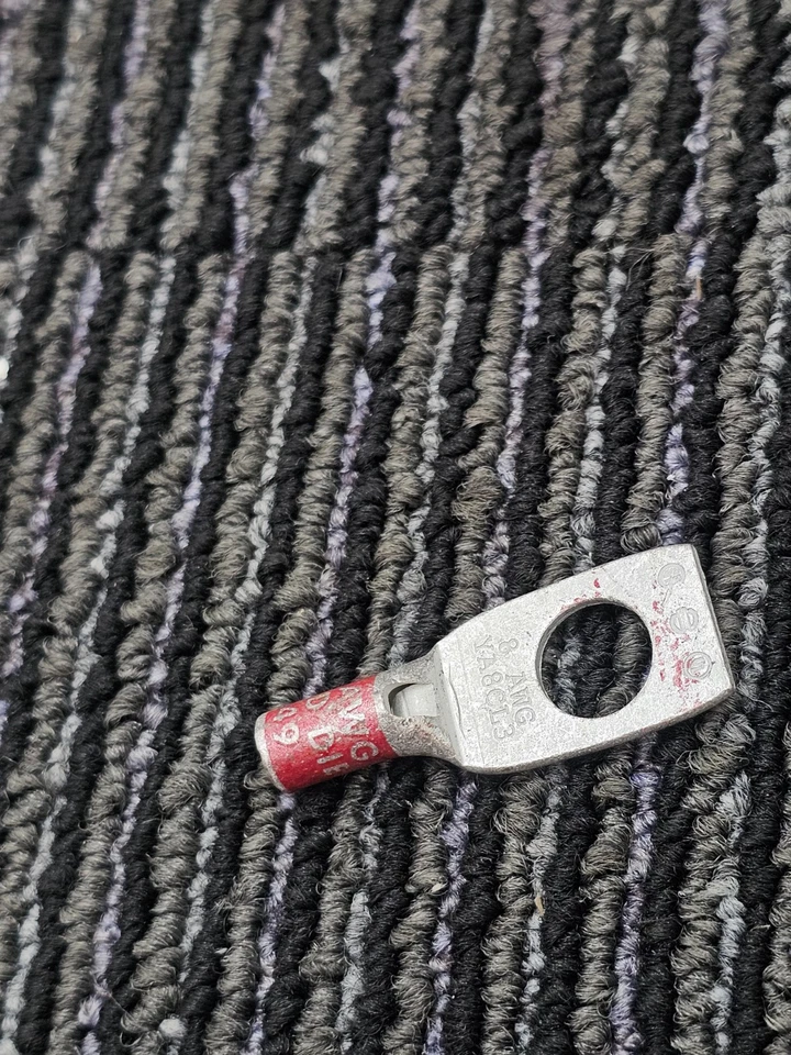 (QTY 37) YA8CL3 Compression Terminal, 8/0 AWG, fits Burndy - Image 2 of 4