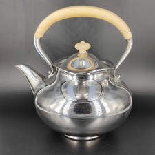 Avantgardistische Teekanne aus 925er Sterling Silber im Bauhaus-Stil