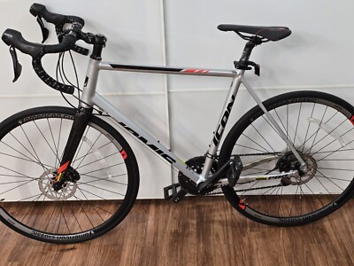 Jamis Icon Pro 61cm Shimano 105 Road Bike | eBay