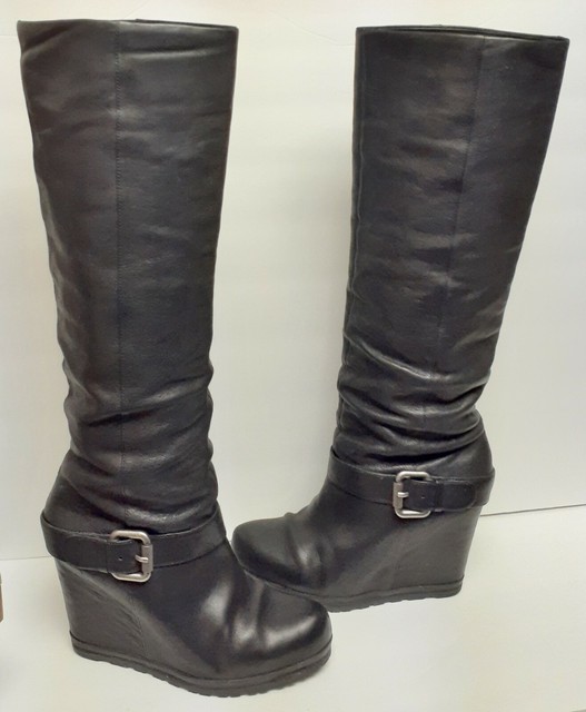 vera wang lavender wedge boots