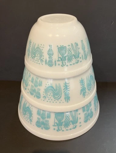 Vintage Pyrex Turquoise Amish Butterprint Mixing Bowls Set Of 3