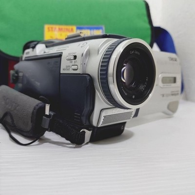 Sony Handycam DCR-TRV30 (MiniDV Digital Camcorder) Japanese only