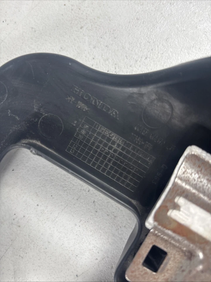 Cubierta superior e inferior de columna de dirección Honda CR-Z 2011-2015 77350TF0 Foto 4 de 4