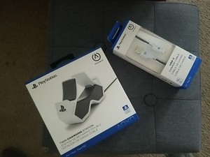 PlayStation Twin Charging Station And. USB-C Charge Cable