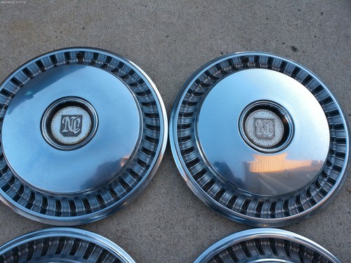 Wheel Cover Set Of 4 14"IN HubCap 36-slot Type Fits 76 CHEVY NOVA 00369009 Used - Picture 3 of 9