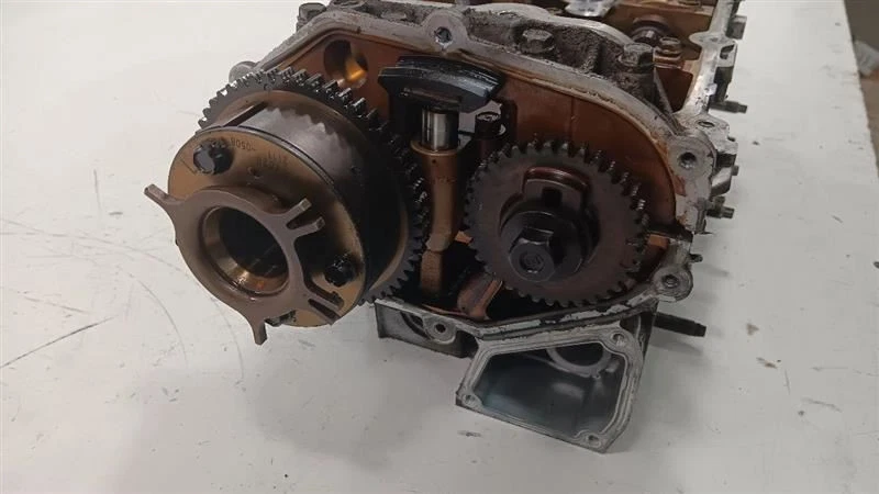 Driver Left Engine Cylinder Head VQ37VHR Fits 09-20 370Z - Image 4 of 4