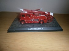 AEC Regent III London Fire Brigade Fire Engine 1:76 DAMAGE/MISSING. 15cm. (E23)