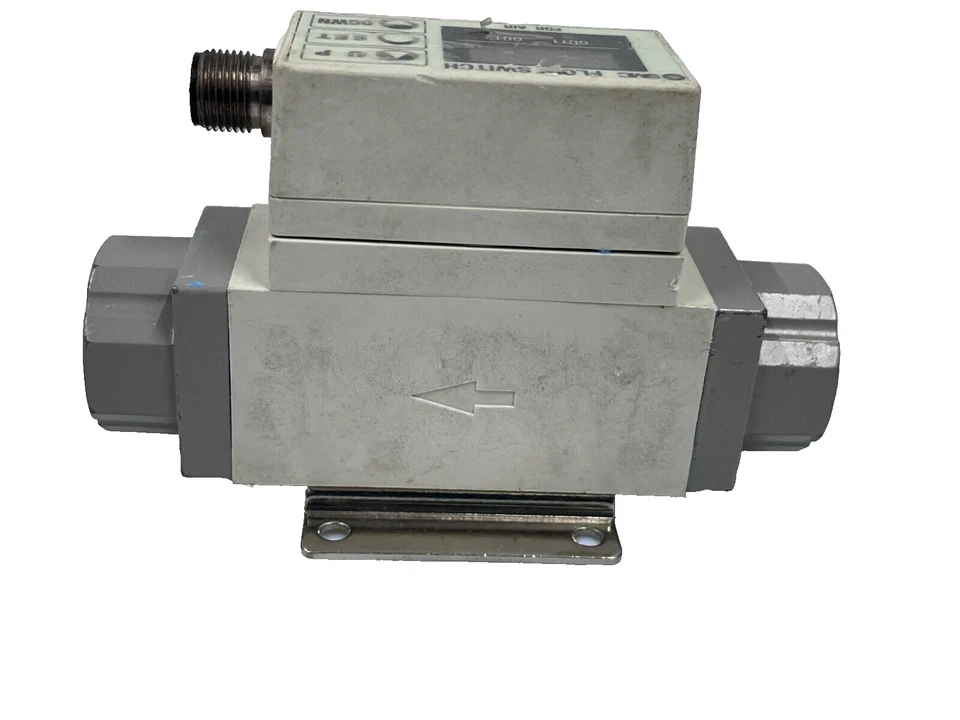 SMC PF2A711-03-67 Digital Flow Switch for Air 3/8" 10-100 LPM - Image 3 of 3