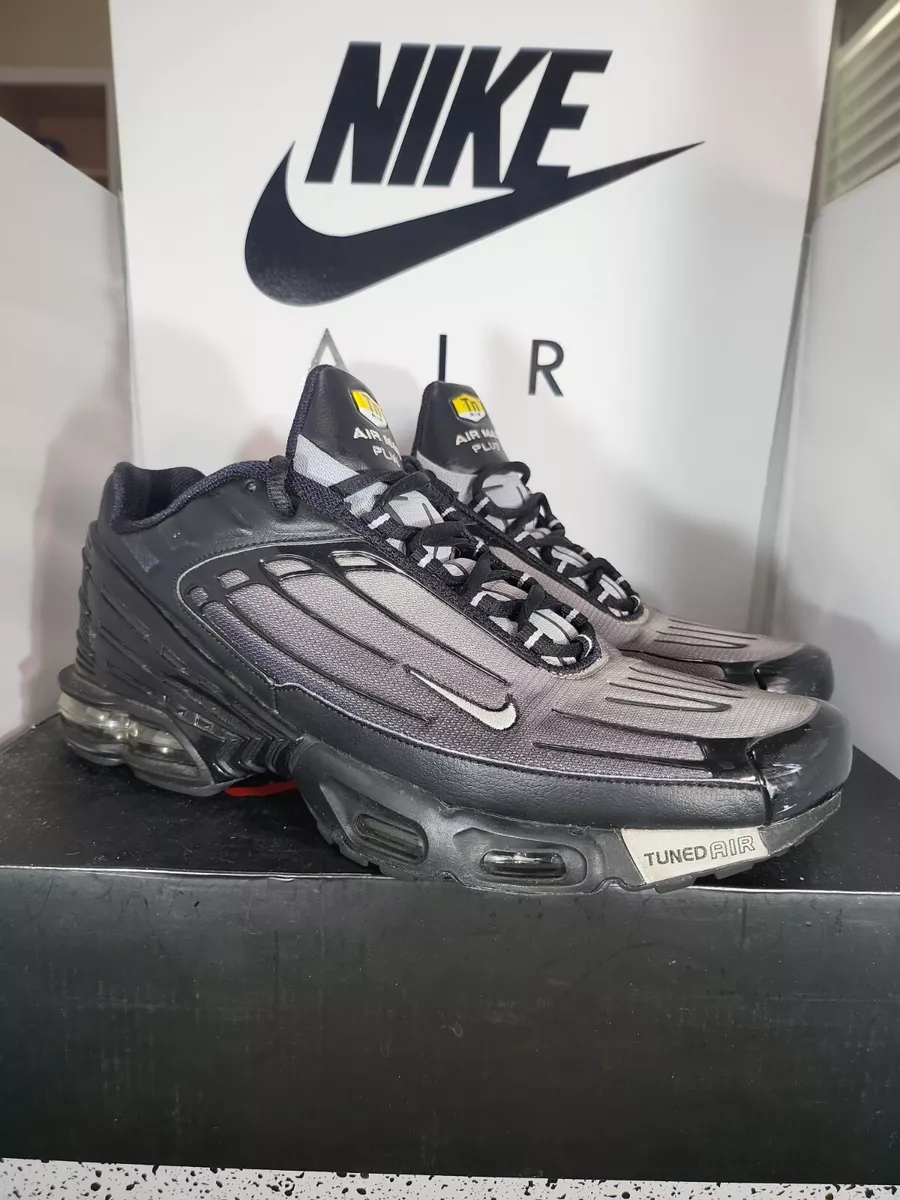 Nike air max plus iii black clearance wolf grey  and  black