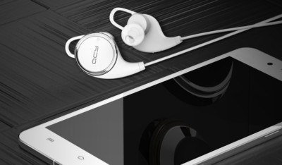 Double in-ear 4.1 sports Bluetooth headset English voice prompt