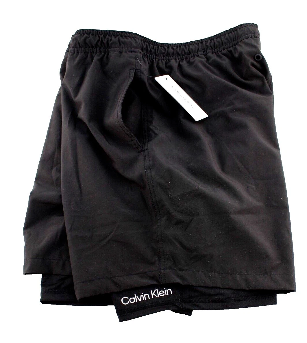 Pantalón corto negro de poliéster Calvin Klein para hombres