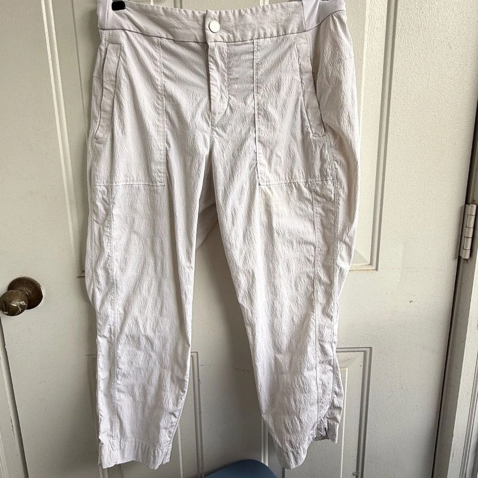 Athleta | Capri Pants with Stain | Size 12 | Off-White