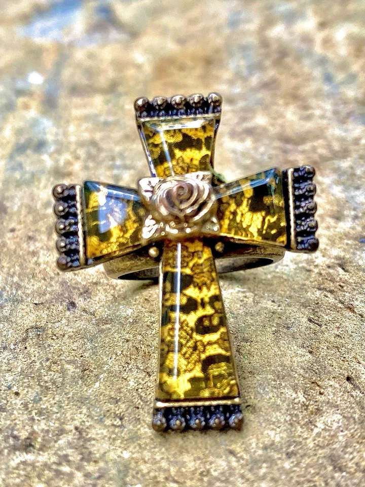 Anillo De Colección Raro Betsy Johnson Ámbar Como Piedra Bronce Cruz Amarillo Marrón Rosa Talla 7 Foto 2 de 4