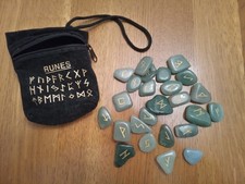 25 piece green rune stones