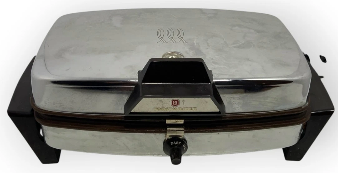 🍉 Vintage Chrome Waffle Maker Toastmaster 263 Mid Century Modern Tested Works
