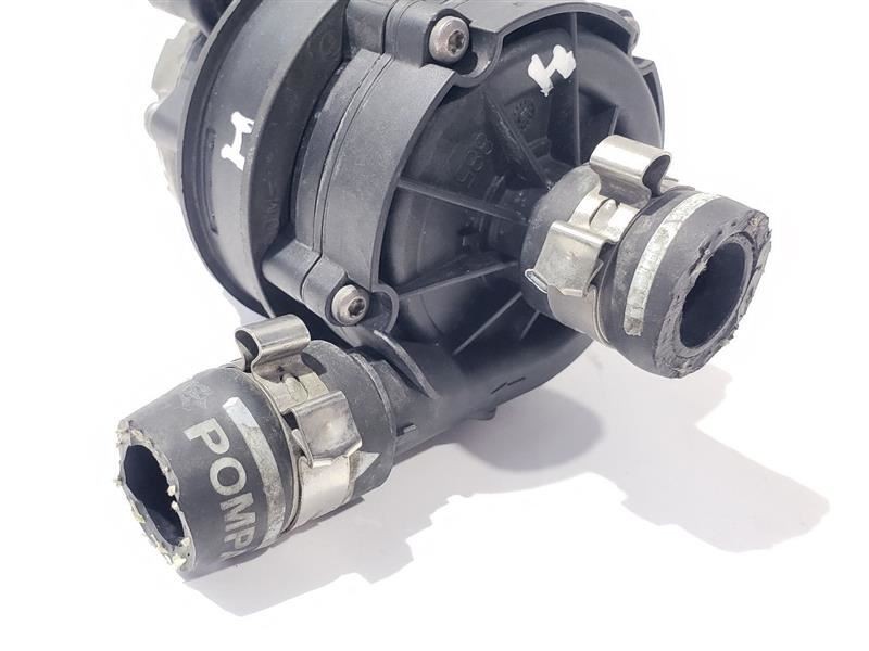 2017 Maserati GHIBLI OEM Water Coolant Pump 0392024053