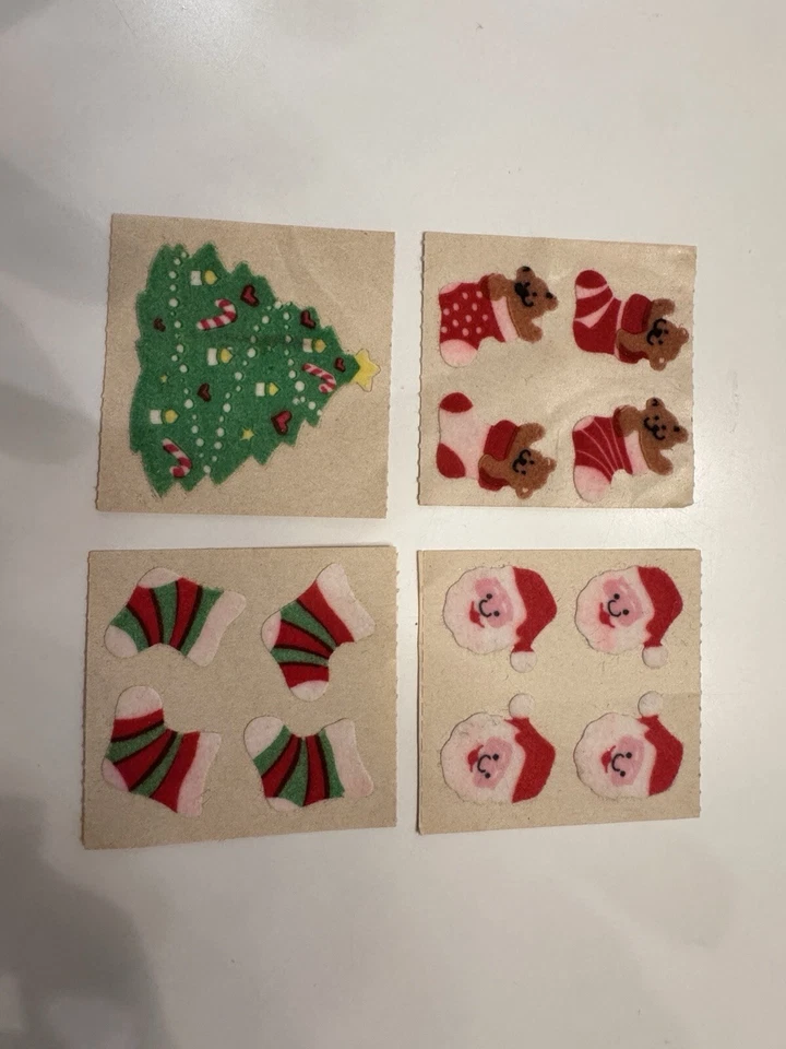 4 罕见复古 20 世纪 80 年代 Sandylion Fuzzy 2 英寸圣诞树贴纸圣诞老人和袜子 — 第 2/4 张图片