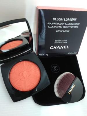 Chanel BLUSH LUMIERE ILLUMINATRICE Blush Powder Pêche