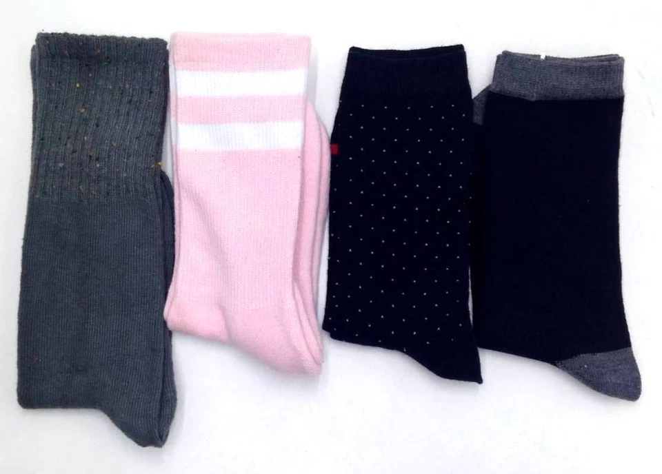 Paquete de 4 pares de calcetines informales negros grises rosas talla única Bloomingdale'S $44 para mujer Foto 2 de 3