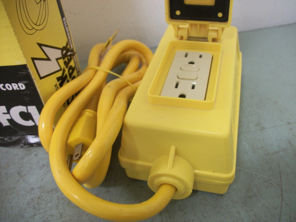TB WOODS TAPÓN DE CHOQUE PORTÁTIL GFCI DÚPLEX CAJA DE RECEPCIÓN 4115-6GF 15 AMP 125 VOLTIOS NUEVO EN CAJA Foto 2 de 4