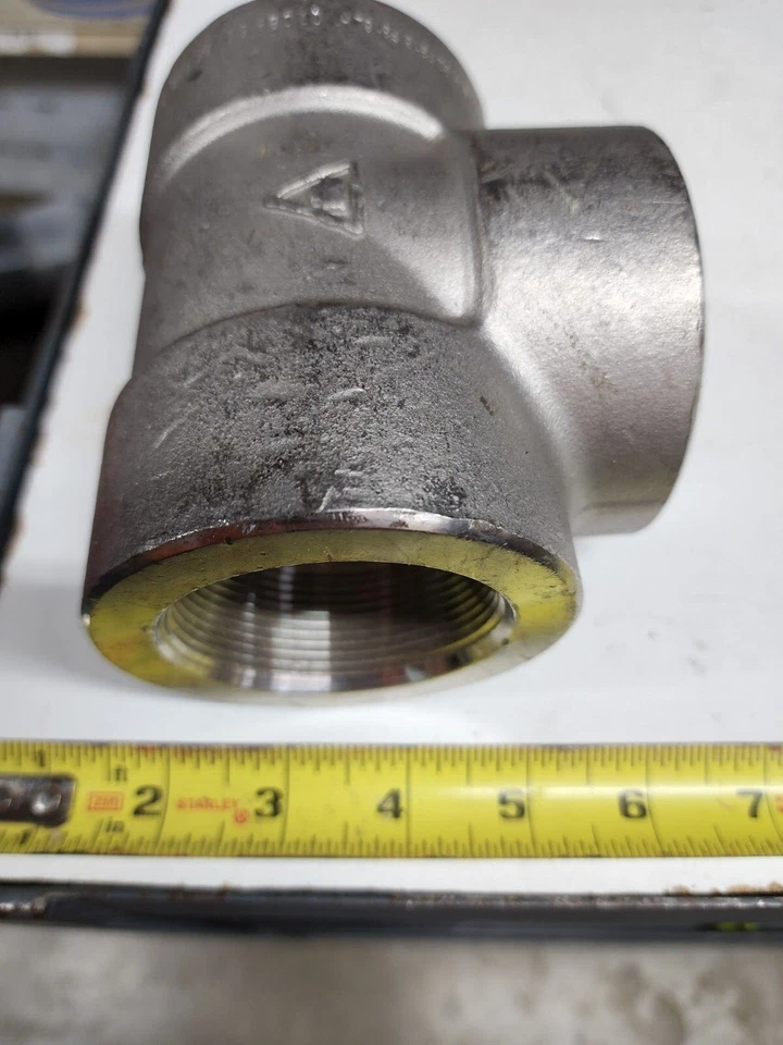 2" x 2" x 1-1/2" Reducing Tee 316 Stainless Steel Class 3000 Socket Weld Pipe AV - Image 2 of 3