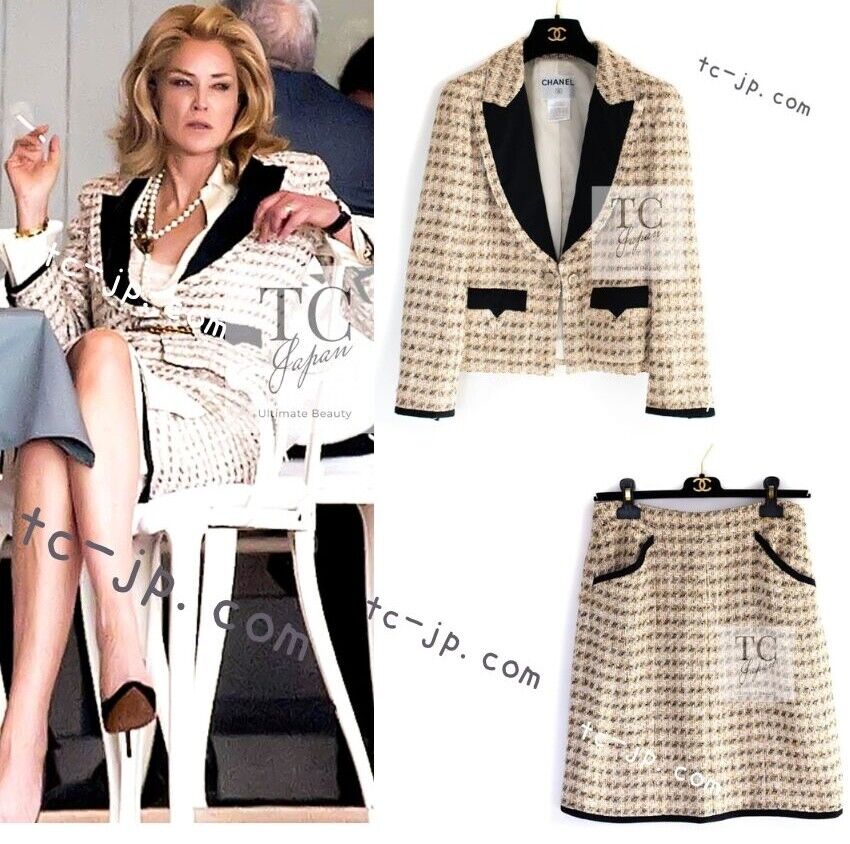 CHANEL 06S Ivory Creme Gold Tone Tweed Jacket Skirt Suit CHANEL 06S Ivory Creme Gold Tone Tweed Jacket Skirt Suit