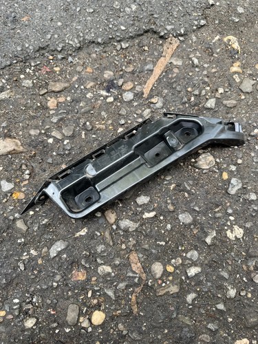 Halter Träger Aufnahme Führung Stoßstange Links Hinten Cupra Born 10E807393