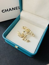 Flower pearl rhinestone enamel electroplated brooch 11 style 