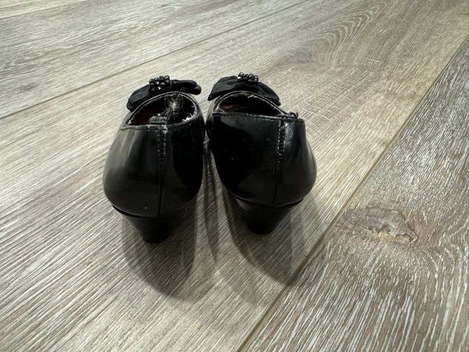 Sapatos sociais Healthtex infantil menina tamanho 7 salto preto com laço - Imagem 4 de 4